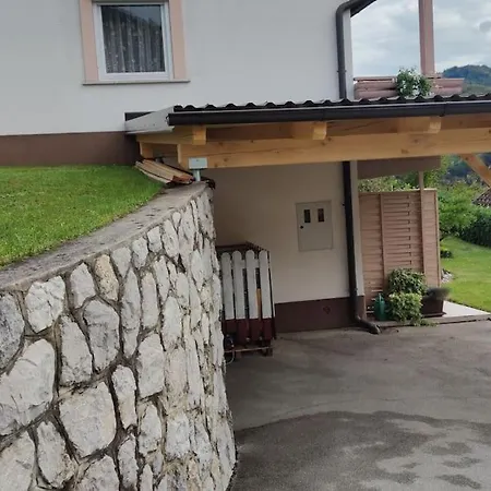 Appartement Veronika's House Je Prijeten, Miren Apartma V Naravi, Blizu Mesta *