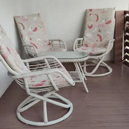 Veronika's House Je Prijeten, Miren Apartma V Naravi, Blizu Mesta Apartamento *