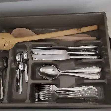 Veronika's House Je Prijeten, Miren Apartma V Naravi, Blizu Mesta