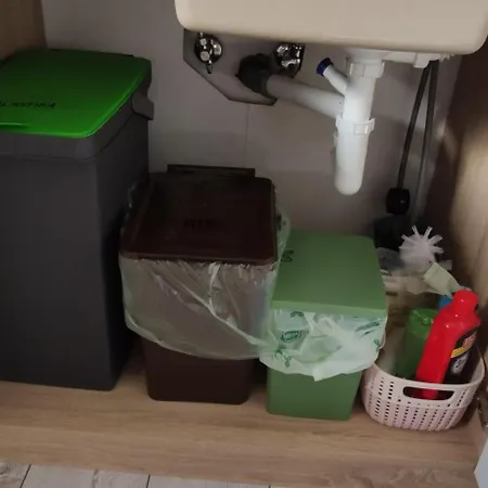 Veronika's House Je Prijeten, Miren Apartma V Naravi, Blizu Mesta