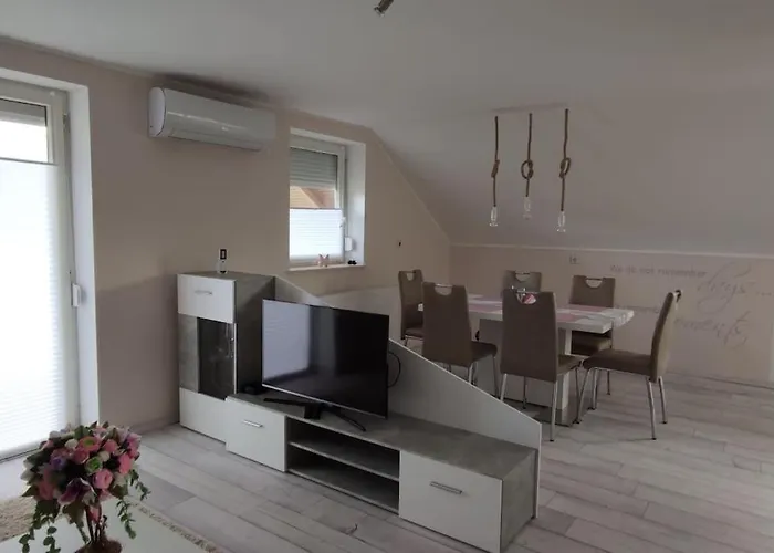 아파트 Veronika's House Je Prijeten, Miren Apartma V Naravi, Blizu Mesta 첼레