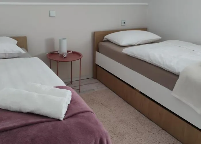 Veronika's House Je Prijeten, Miren Apartma V Naravi, Blizu Mesta Apartmán *